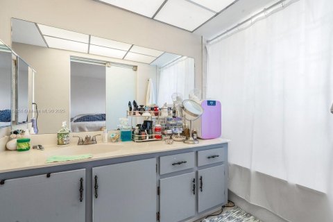 Copropriété à louer à Boca Raton, Floride: 2 chambres, 83.61 m2 № 1875263 - photo 9