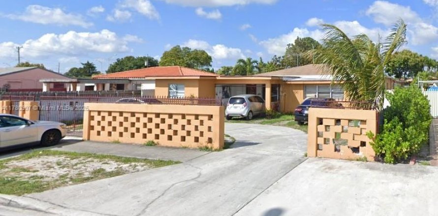 Casa en Hialeah, Florida 2 dormitorios, 195.75 m2 № 1874644