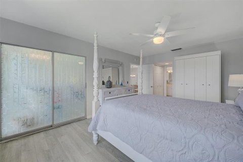 Купить кондоминиум в Ларго, Флорида 5 комнат, 79.9м2, № 1515657 - фото 18
