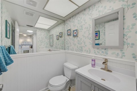 Купить кондоминиум в Ларго, Флорида 5 комнат, 79.9м2, № 1515657 - фото 11