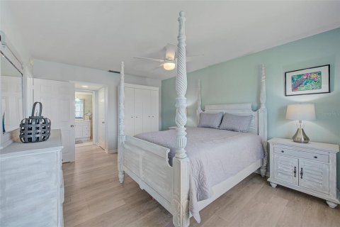 Купить кондоминиум в Ларго, Флорида 5 комнат, 79.9м2, № 1515657 - фото 17