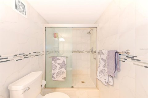 Купить кондоминиум в Ларго, Флорида 5 комнат, 79.9м2, № 1515657 - фото 20