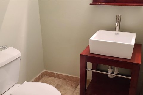 Copropriété à louer à Miami, Floride: 1 chambre, 78.04 m2 № 2008489 - photo 15