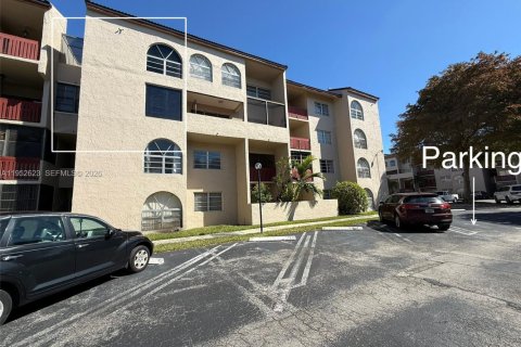 Copropriété à louer à Miami, Floride: 1 chambre, 78.04 m2 № 2008489 - photo 25