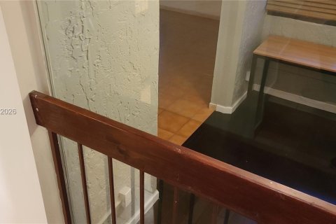 Copropriété à louer à Miami, Floride: 1 chambre, 78.04 m2 № 2008489 - photo 11