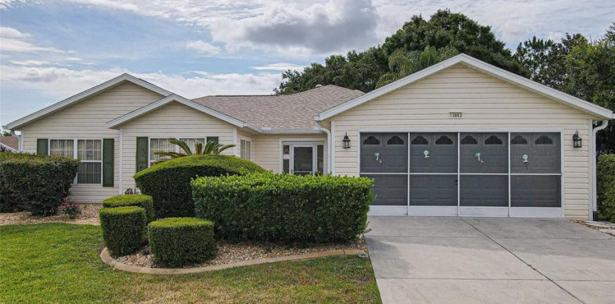 Casa en Summerfield, Florida 3 dormitorios, 171.31 m2 № 1760056