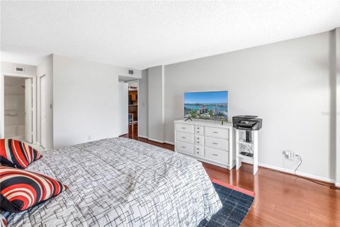 Condo in Clearwater, Florida, 2 bedrooms  № 1628749 - photo 24