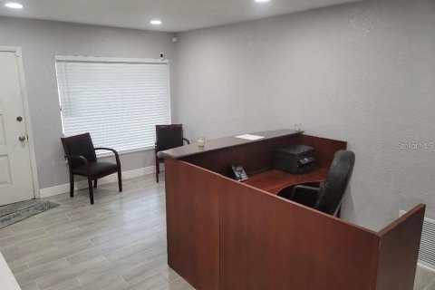 Propiedad comercial en venta en Orlando, Florida, 129.04 m2 № 1886986 - foto 4
