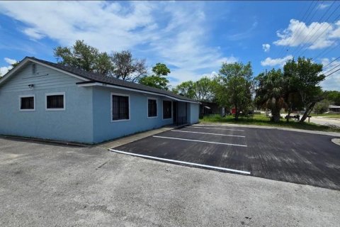 Propiedad comercial en venta en Orlando, Florida, 129.04 m2 № 1886986 - foto 3