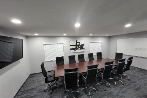 Propiedad comercial en venta en Orlando, Florida, 129.04 m2 № 1886986 - foto 5
