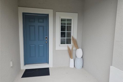 Touwnhouse à louer à Wesley Chapel, Floride: 3 chambres, 127.55 m2 № 2380829 - photo 2