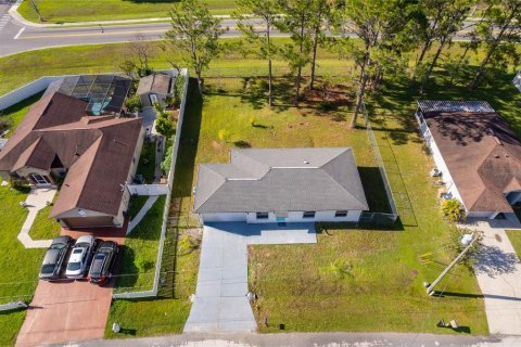 House in Kissimmee, Florida 3 bedrooms, 99.22 sq.m. № 2235416 - photo 18