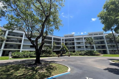 Copropriété à vendre à Weston, Floride: 2 chambres, 120.03 m2 № 1823796 - photo 1