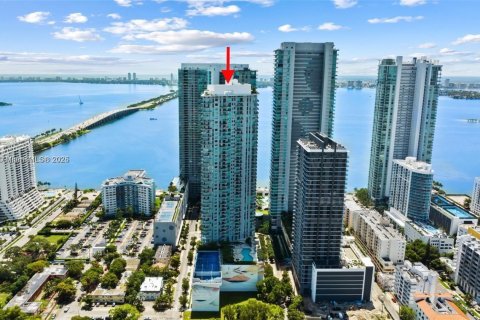 Condominio en venta en Miami, Florida, 2 dormitorios, 87.7 m2 № 2034504 - foto 23
