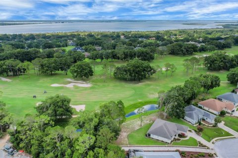 Casa en venta en Lady Lake, Florida, 4 dormitorios, 191.01 m2 № 1814986 - foto 4