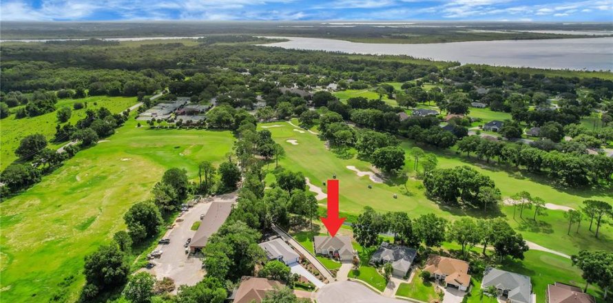 Casa en Lady Lake, Florida 4 dormitorios, 191.01 m2 № 1814986