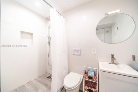 Снять в аренду кондоминиум в Майами-Бич, Флорида 3 спальни, 130.06м2, № 2266017 - фото 20
