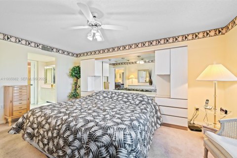 Condominio en venta en Tamarac, Florida, 2 dormitorios, 135.27 m2 № 1993209 - foto 16