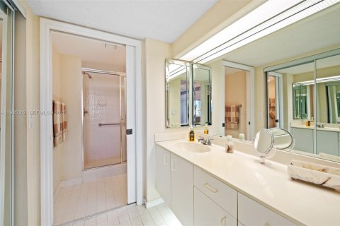 Condominio en venta en Tamarac, Florida, 2 dormitorios, 135.27 m2 № 1993209 - foto 18
