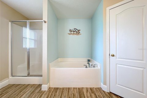 Casa en venta en Eustis, Florida, 4 dormitorios, 236.44 m2 № 1845167 - foto 7