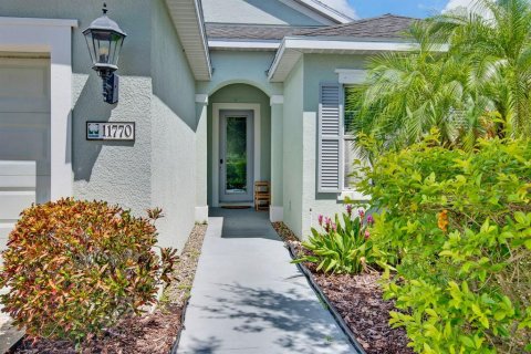 House in Parrish, Florida 3 bedrooms, 198.44 sq.m. № 2353536 - photo 2