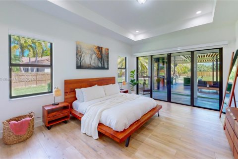 Купить виллу или дом в Хомстед, Флорида 5 спален, 297.1м2, № 1967938 - фото 29