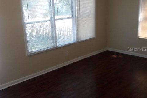Casa en alquiler en Saint Petersburg, Florida, 2 dormitorios, 91.04 m2 № 1913061 - foto 4