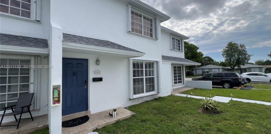 Villa ou maison à Cutler Bay, Floride 3 chambres, 112.88 m2 № 2085272