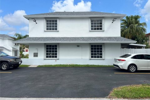Villa ou maison à louer à Cutler Bay, Floride: 3 chambres, 112.88 m2 № 2085272 - photo 27