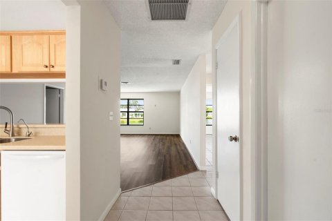 Casa en venta en Pinellas Park, Florida, 2 dormitorios, 105.17 m2 № 2156635 - foto 15