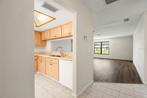 Casa en venta en Pinellas Park, Florida, 2 dormitorios, 105.17 m2 № 2156635 - foto 14