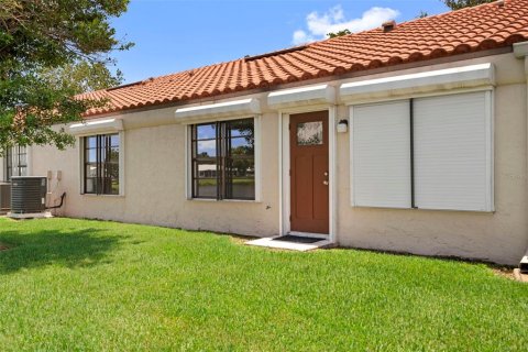 Casa en venta en Pinellas Park, Florida, 2 dormitorios, 105.17 m2 № 2156635 - foto 11