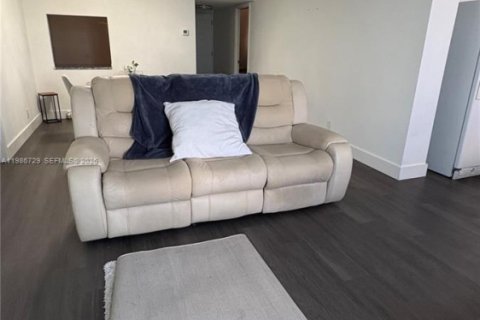 Снять в аренду кондоминиум в Бока-Ратон, Флорида 2 спальни, 120.77м2, № 2062931 - фото 22