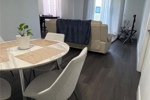 Снять в аренду кондоминиум в Бока-Ратон, Флорида 2 спальни, 120.77м2, № 2062931 - фото 25