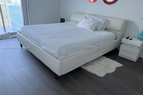 Кондоминиум с 2 спальнями в Бока-Ратон, Флорида № 2062931