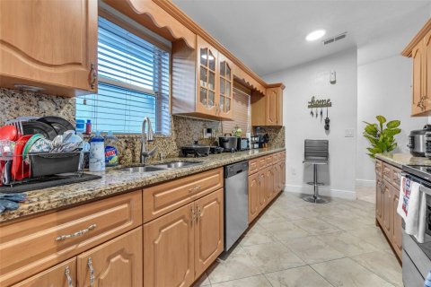 Купить виллу или дом в Майами, Флорида 3 спальни, 126.81м2, № 1955369 - фото 8