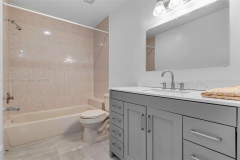 Купить виллу или дом в Майами, Флорида 3 спальни, 126.81м2, № 1955369 - фото 13