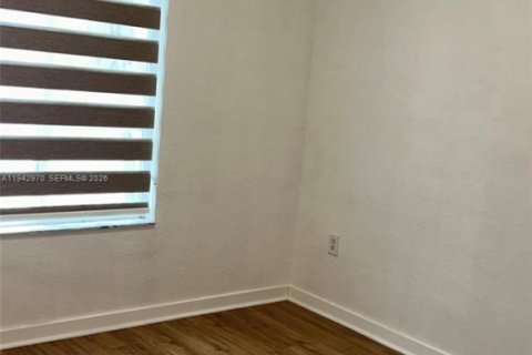 Touwnhouse à louer à Doral, Floride: 3 chambres, 137.22 m2 № 1999293 - photo 29