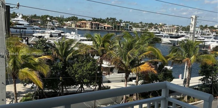 Condominio en Fort Lauderdale, Florida, 1 dormitorio  № 1708196