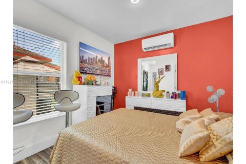 Купить коммерческую недвижимость в Майами, Флорида 176.24м2, № 1988109 - фото 27