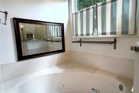 Villa ou maison à vendre à Orlando, Floride: 5 chambres, 295.62 m2 № 2388338 - photo 30