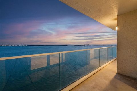 Снять в аренду кондоминиум в Майами, Флорида 2 спальни, 89.19м2, № 1991969 - фото 24