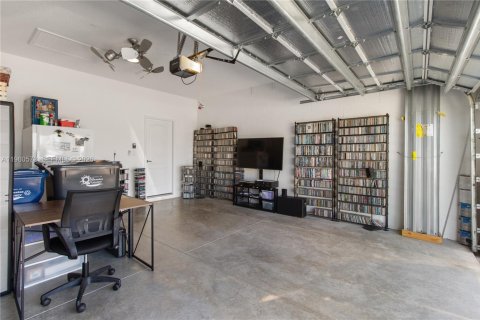 House in Bradenton, Florida 3 bedrooms, 141.95 sq.m. № 2021812 - photo 30