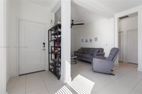 House in Bradenton, Florida 3 bedrooms, 141.95 sq.m. № 2021812 - photo 18