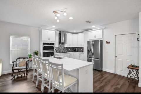 Casa en alquiler en Groveland, Florida, 4 dormitorios, 160.72 m2 № 2275546 - foto 16
