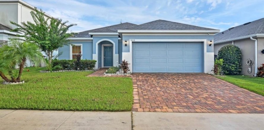 Casa en Groveland, Florida 4 dormitorios, 160.72 m2 № 2275546
