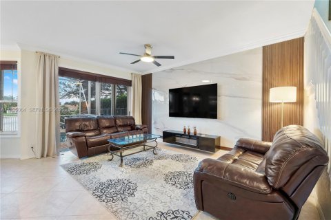 Villa ou maison à vendre à Coconut Creek, Floride: 4 chambres, 203.83 m2 № 1993327 - photo 20