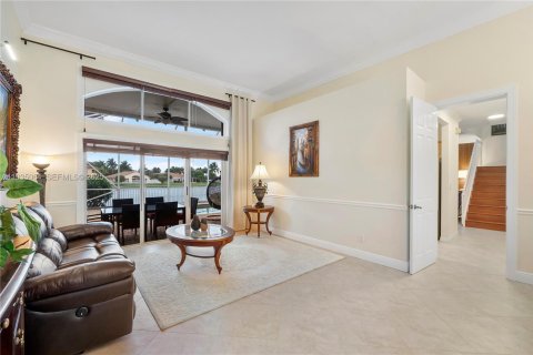 Villa ou maison à vendre à Coconut Creek, Floride: 4 chambres, 203.83 m2 № 1993327 - photo 8