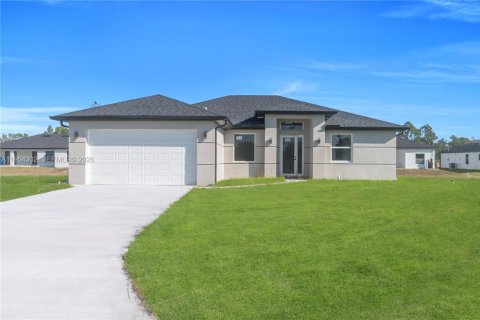 Casa en venta en Lehigh Acres, Florida, 3 dormitorios № 2153326 - foto 4