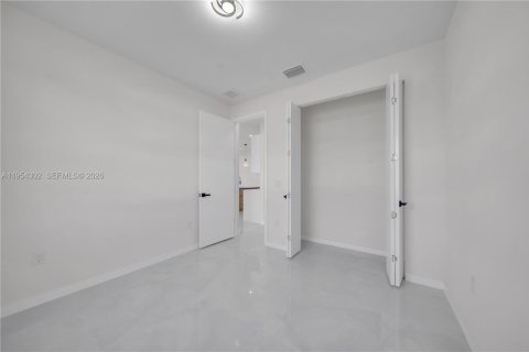 Casa en venta en Lehigh Acres, Florida, 3 dormitorios № 2153326 - foto 17